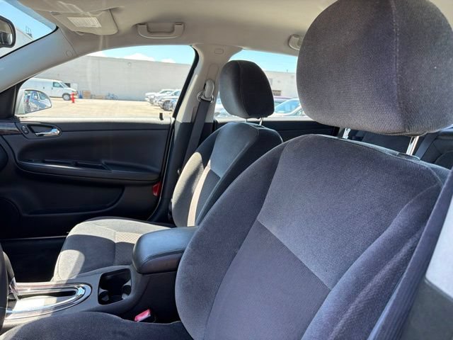 Used 2013 Chevrolet Impala LT FWD image 11