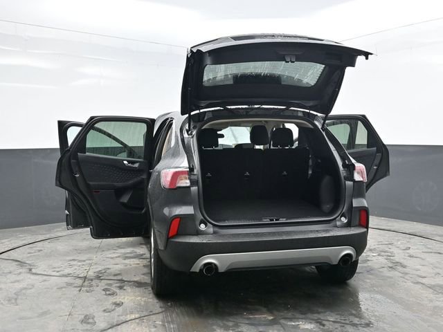 Used 2020 Ford Escape SE image 44