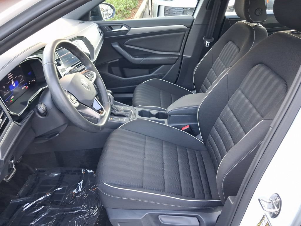 Certified 2024 Volkswagen Jetta Sport FWD image 14