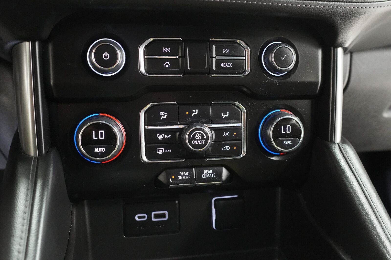 Used 2023 Chevrolet Tahoe LS RWD image 15