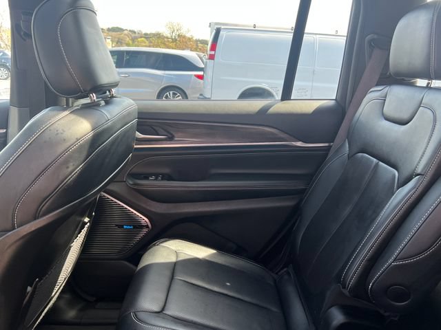 Used 2022 Jeep Grand Cherokee L Overland AWD/4WD image 20