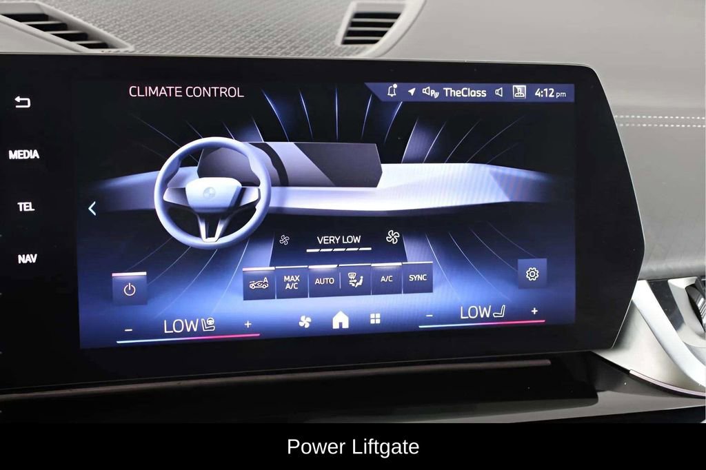 Used 2025 BMW X2 xDrive28i AWD/4WD image 11