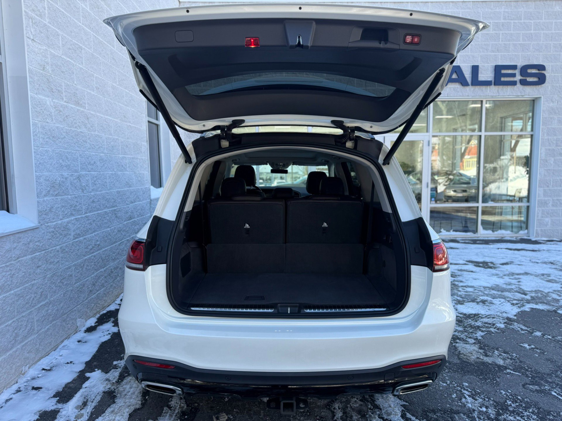 Used 2020 Mercedes-Benz GLS 580 4MATIC image 34