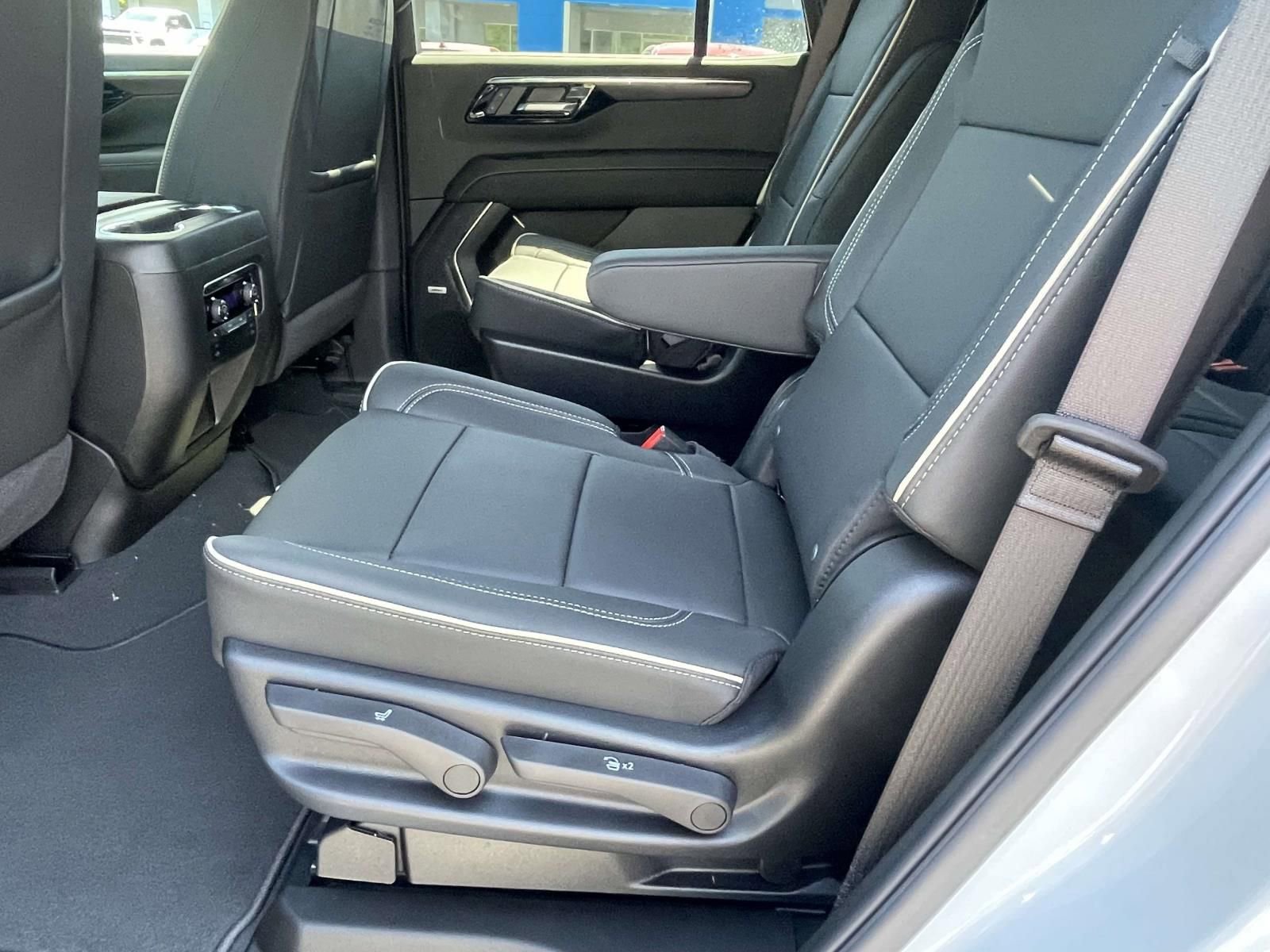New 2026 Chevrolet Tahoe Premier AWD/4WD image 8