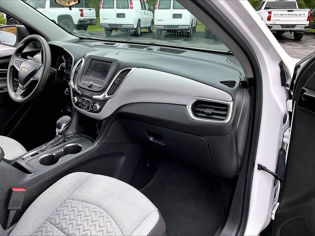 Used 2024 Chevrolet Equinox LS w/ LS Convenience Package AWD/4WD image 13