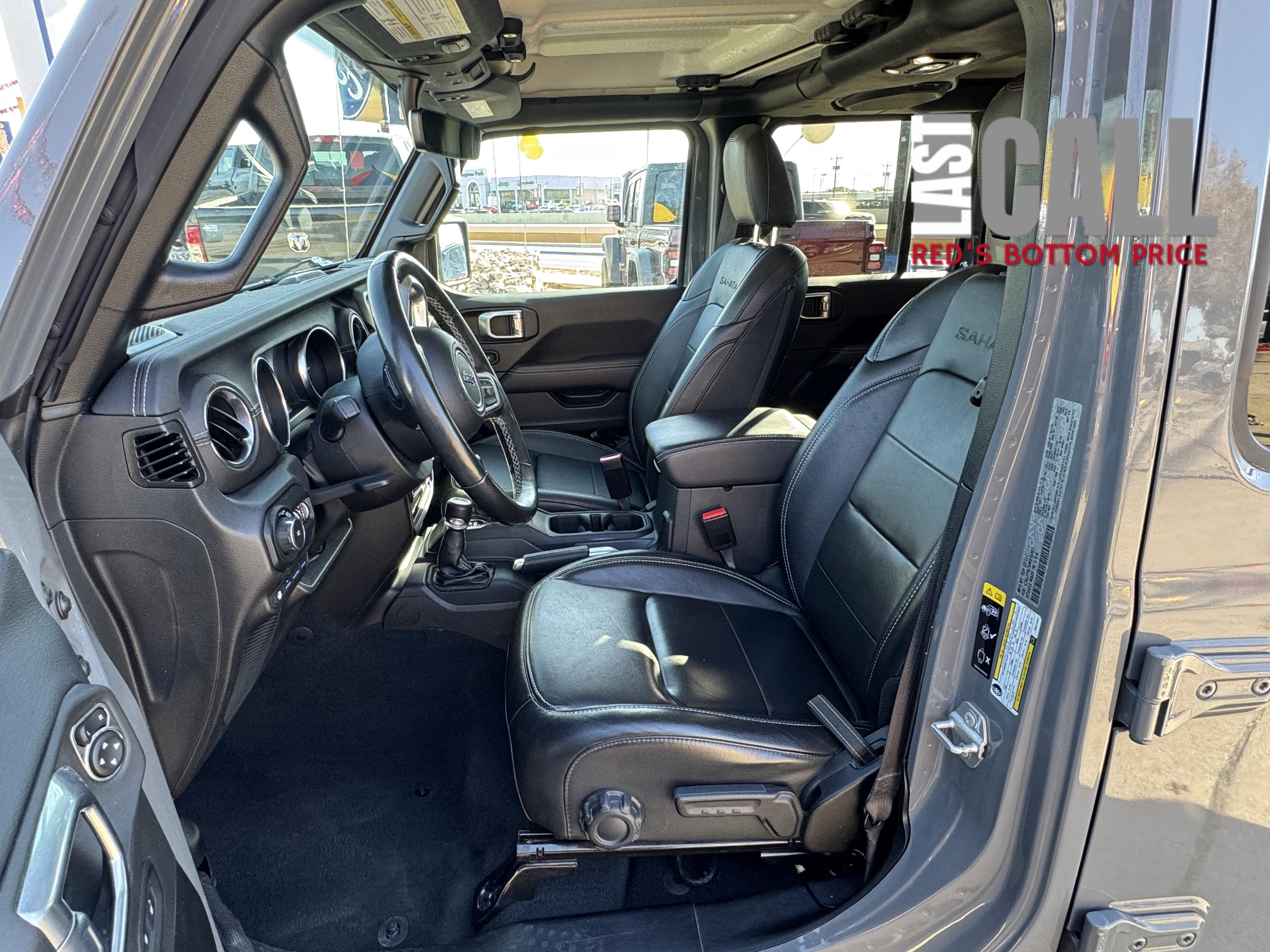 Used 2022 Jeep Wrangler Unlimited Sahara w/ Cold Weather Group image 14