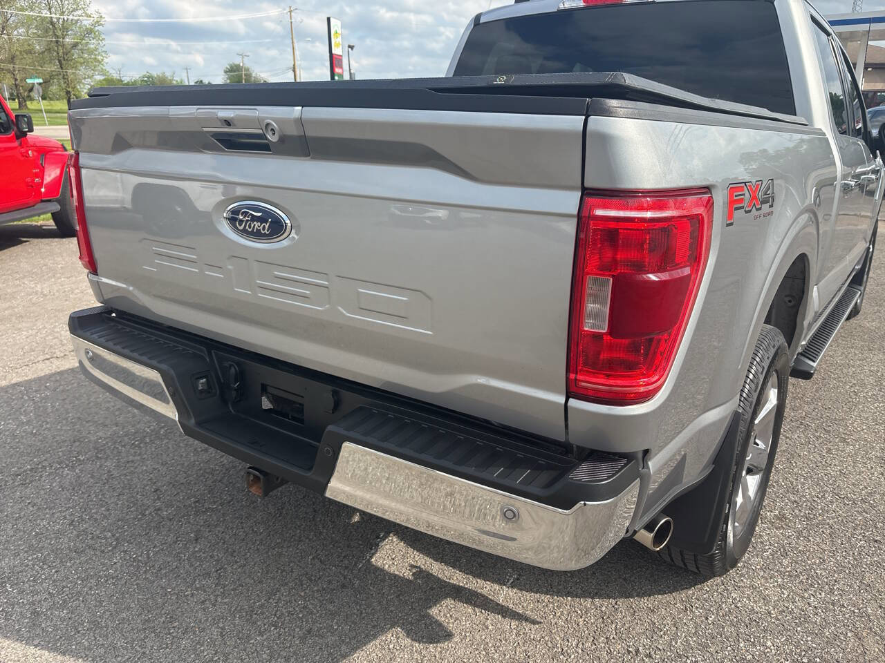 Used 2022 Ford F150 XLT w/ Equipment Group 302A High image 8