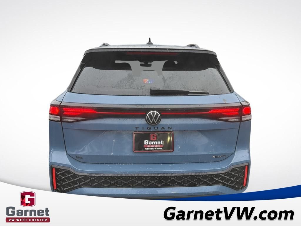 New 2026 Volkswagen Tiguan SE R-Line image 4