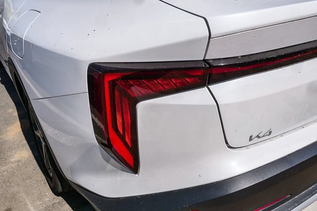 Certified 2025 Kia K4 FWD image 11