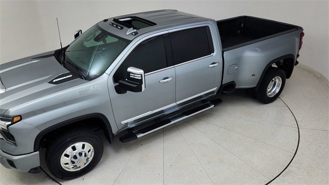 Used 2024 Chevrolet Silverado 3500 High Country image 78