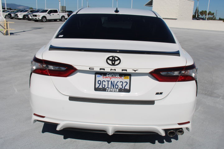 Certified 2023 Toyota Camry SE w/ Convenience Package image 4