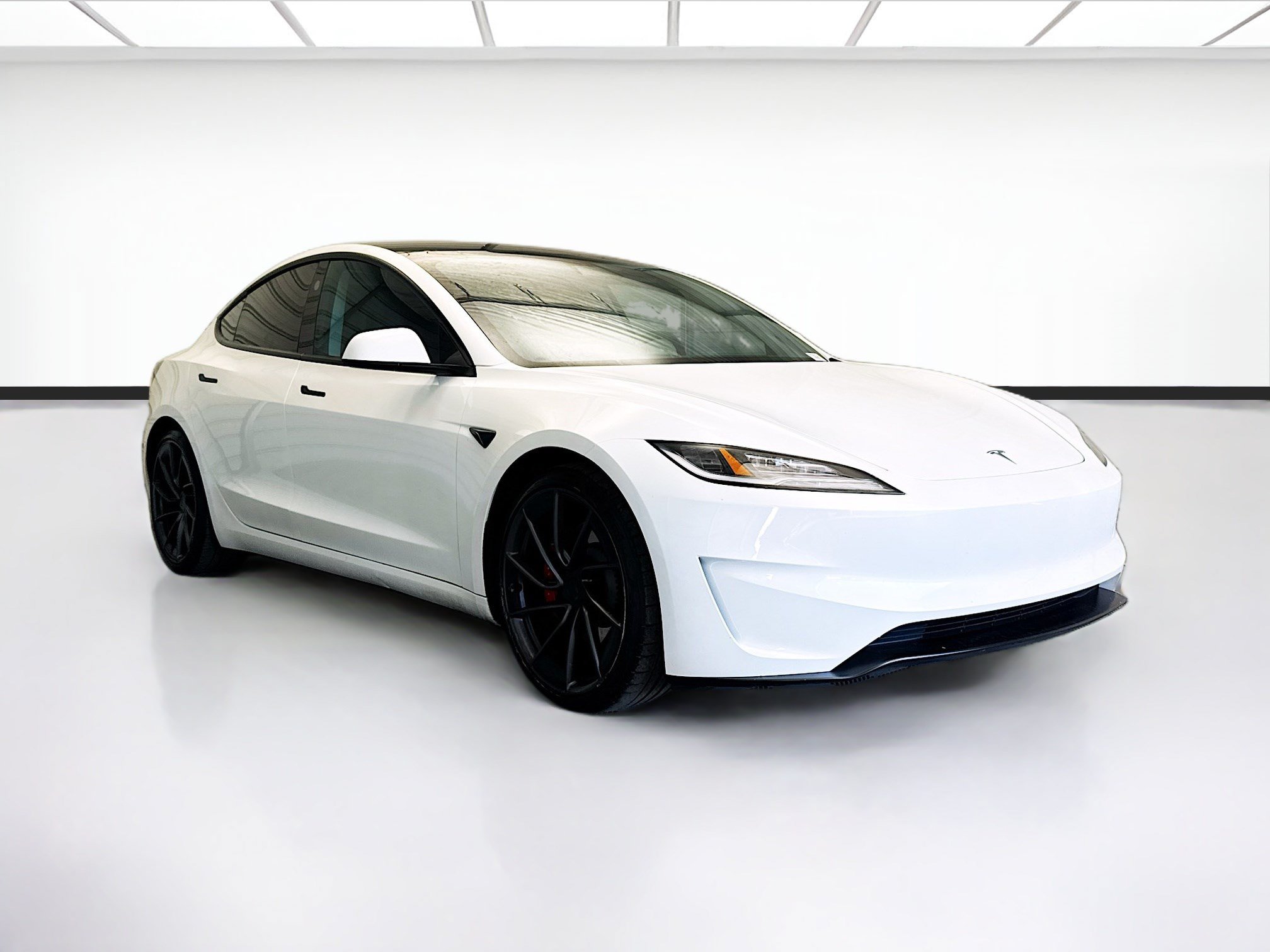 Used 2025 Tesla Model 3 Performance AWD/4WD image 3