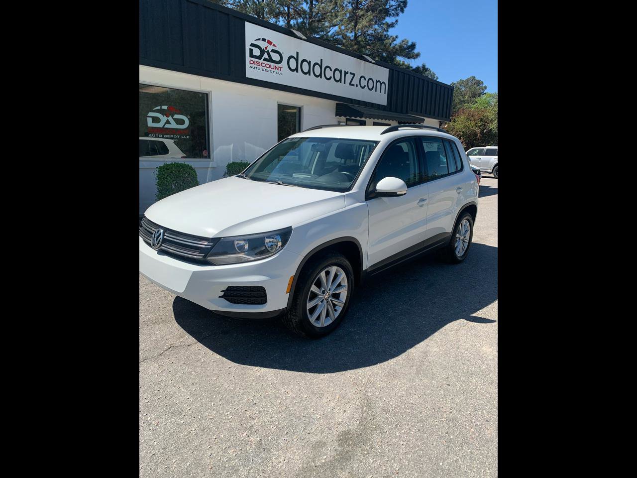 Used 2017 Volkswagen Tiguan Limited w/ Premium Package