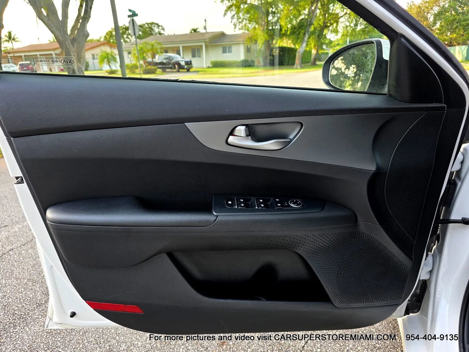 Used 2020 Kia Forte LXS FWD image 36