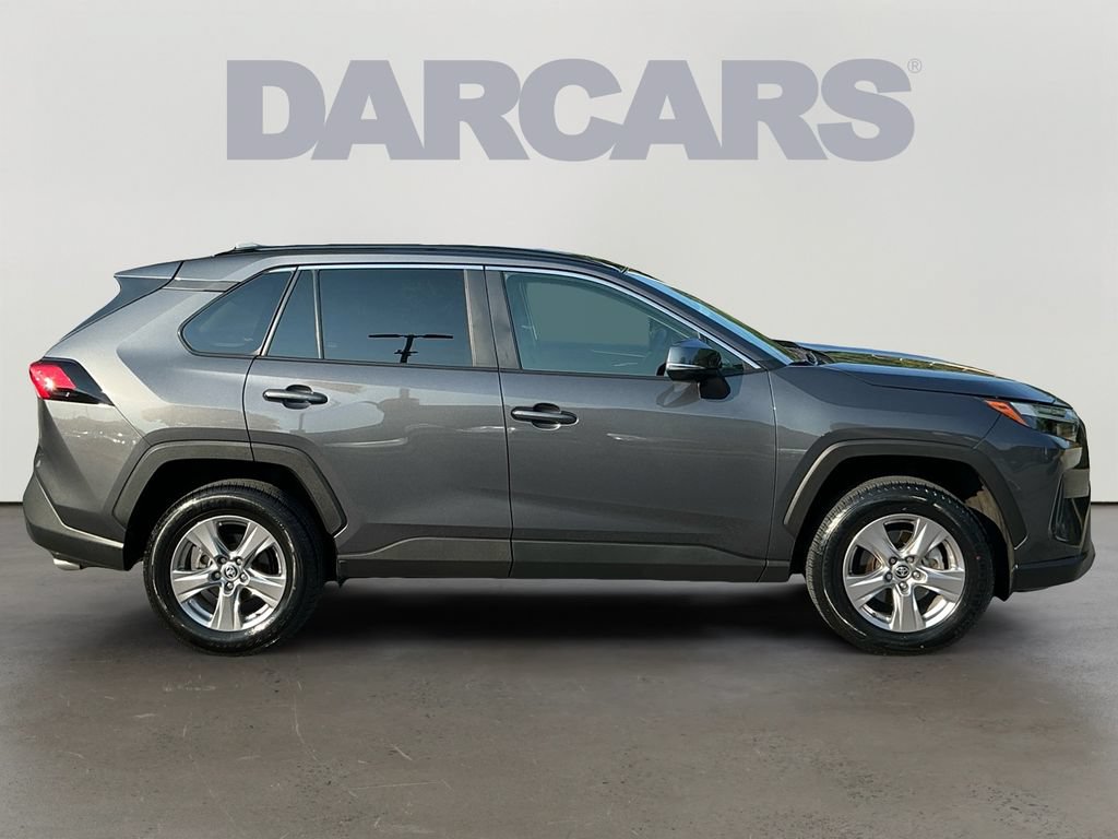 Used 2025 Toyota RAV4 XLE AWD/4WD image 8