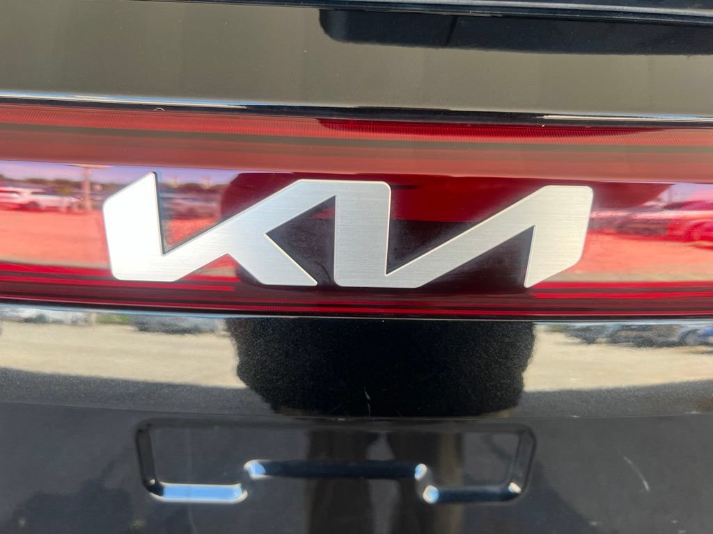 Certified 2025 Kia Seltos EX w/ EX Sunroof Package AWD/4WD image 35