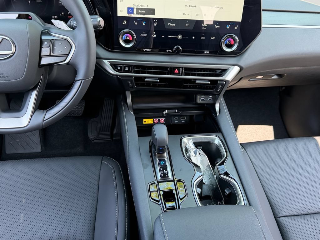 New 2026 Lexus RX 350 w/ Convenience Package AWD/4WD image 10