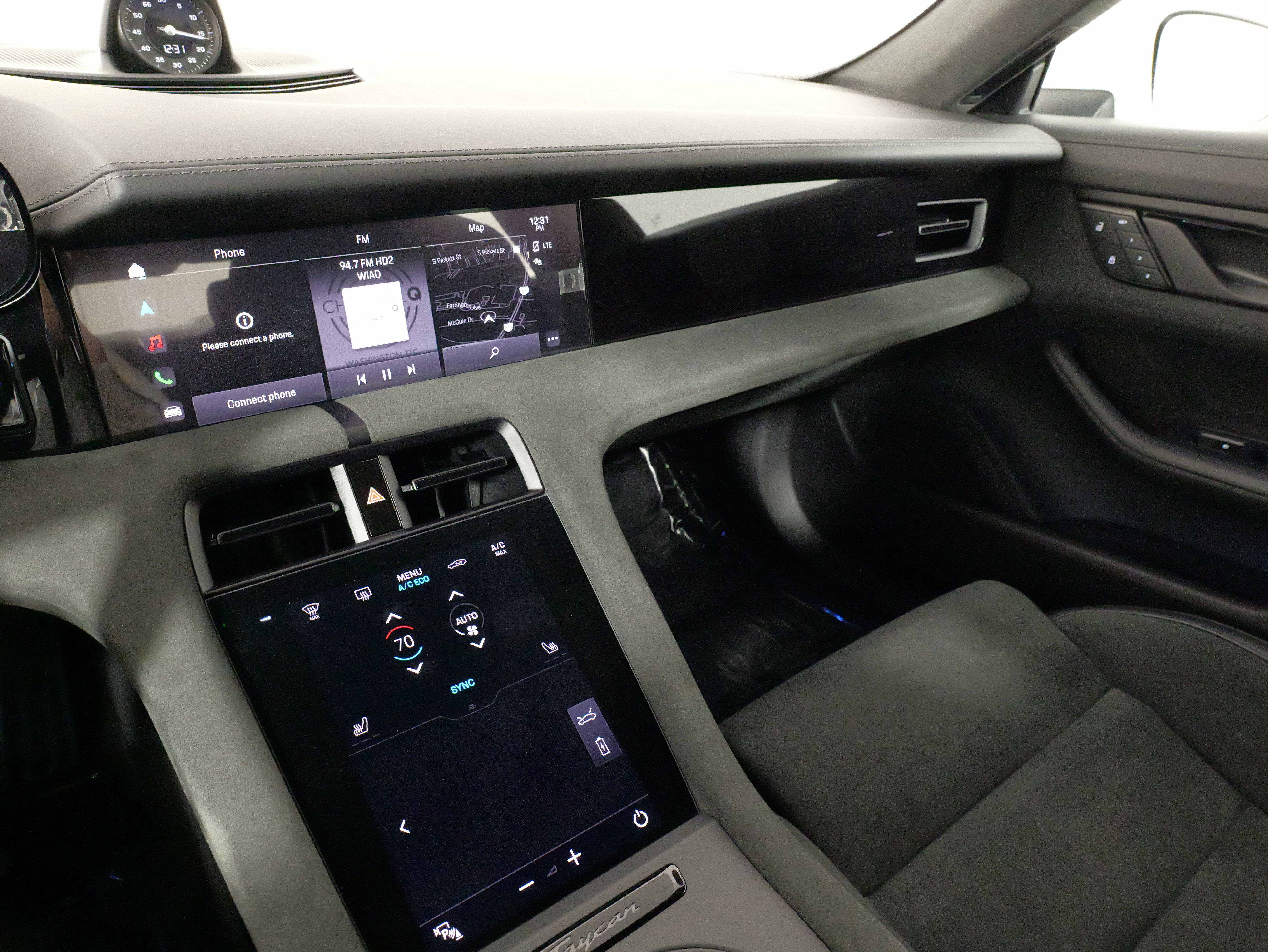 Used 2023 Porsche Taycan GTS image 46