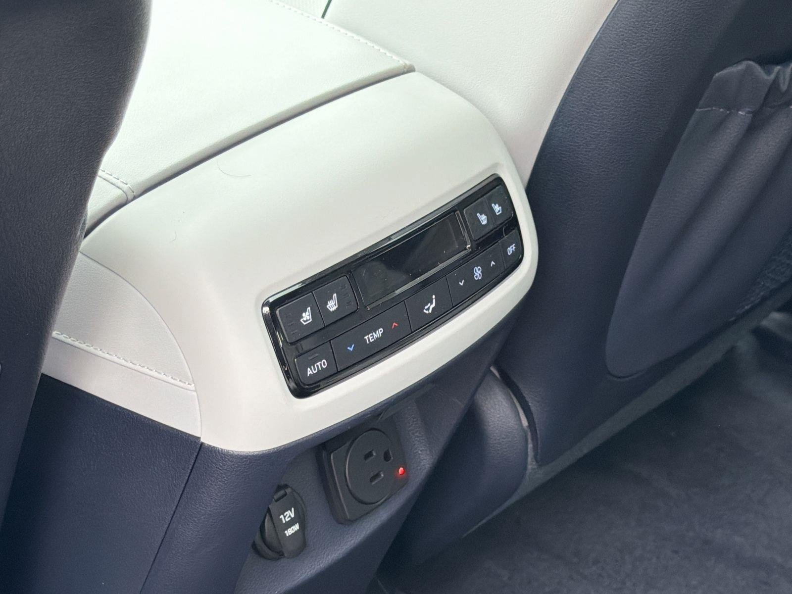 Used 2025 Hyundai Palisade Calligraphy FWD image 26