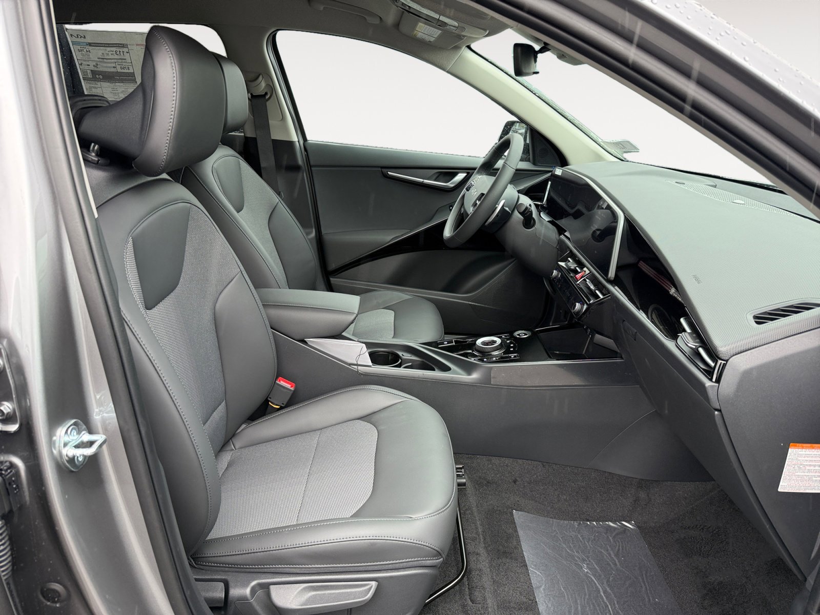 New 2026 Kia Niro Wind image 19