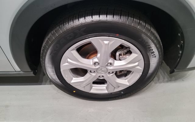 Used 2023 Honda HR-V LX image 44