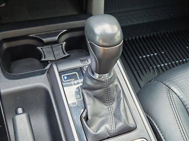 Used 2019 Toyota Tacoma TRD Off-Road image 11