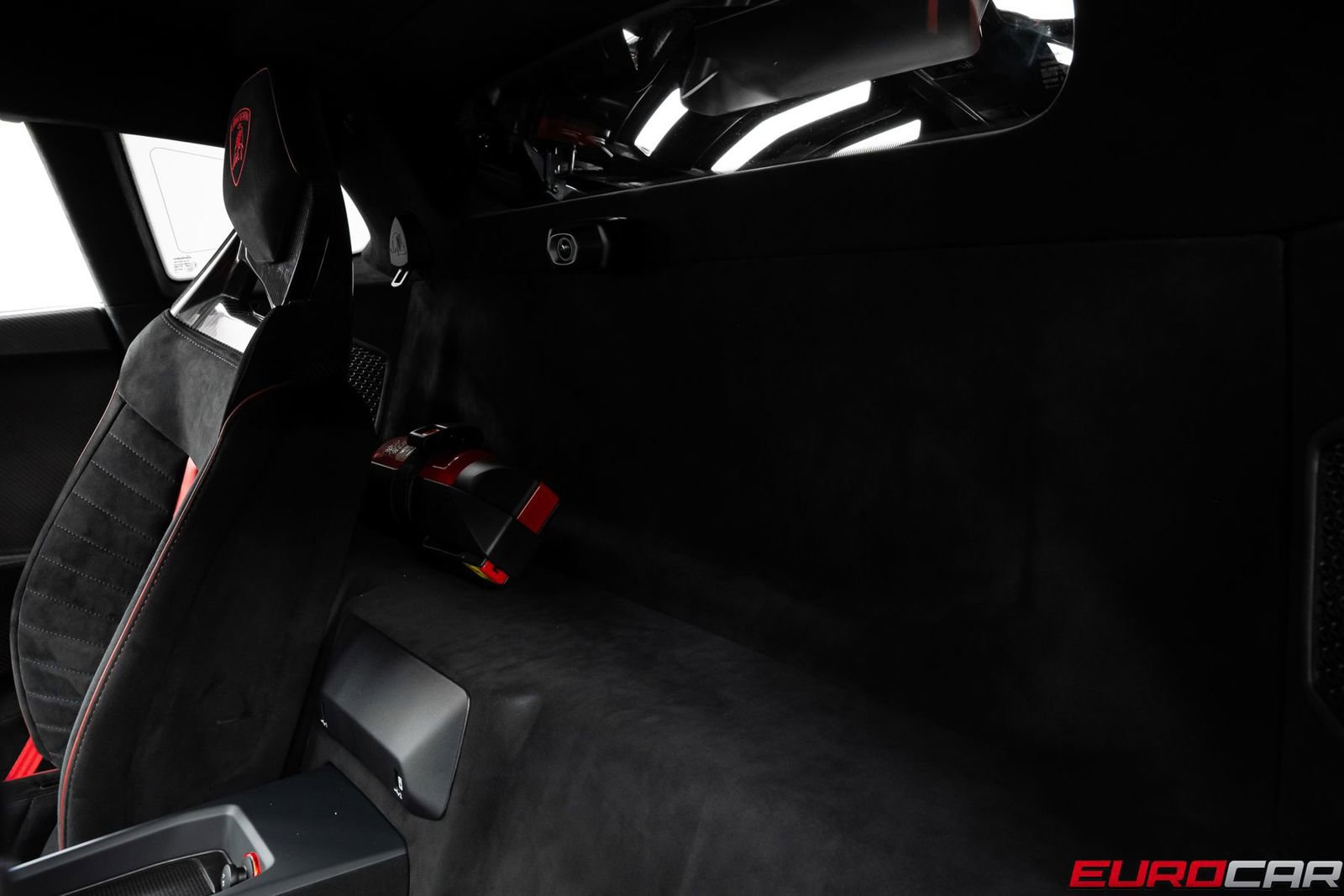 Used 2022 Lamborghini Huracan STO RWD image 40
