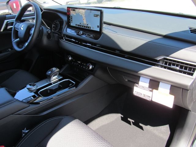 New 2026 Mitsubishi Outlander ES AWD/4WD image 10
