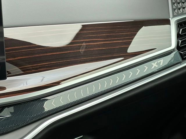 New 2026 BMW X7 xDrive40i image 21