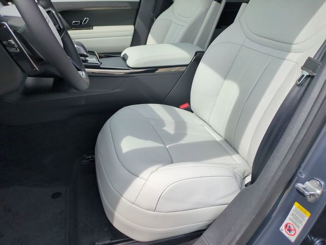 New 2026 Land Rover Range Rover Sport SE AWD/4WD image 12