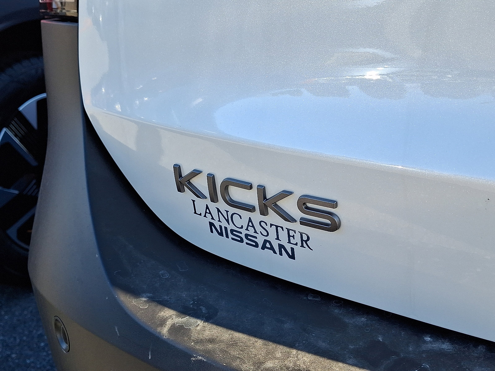 New 2026 Nissan Kicks SR image 5