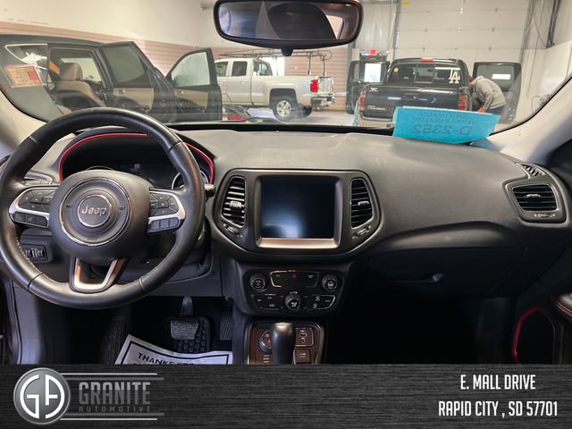 Used 2019 Jeep Compass Trailhawk image 12