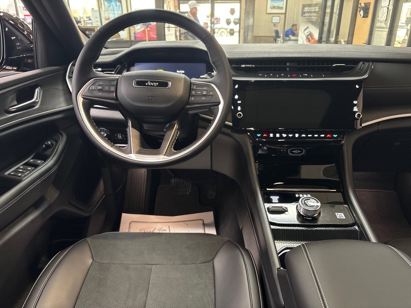 New 2026 Jeep Grand Cherokee Altitude image 12