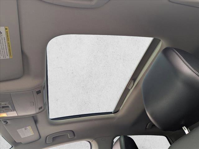 Used 2019 Volkswagen Jetta SE w/ Cold Weather Package image 15