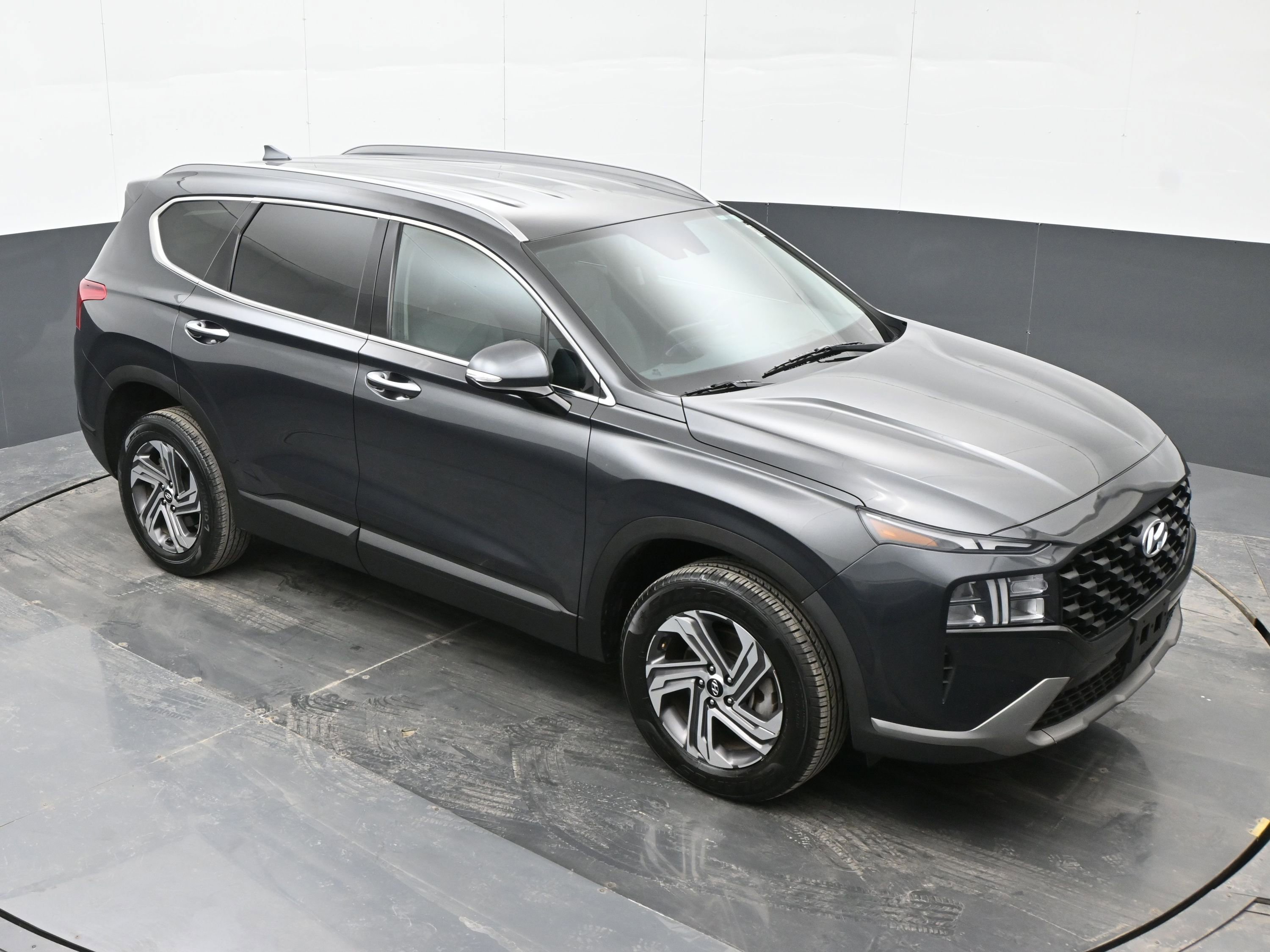 Used 2023 Hyundai Santa Fe SEL image 28