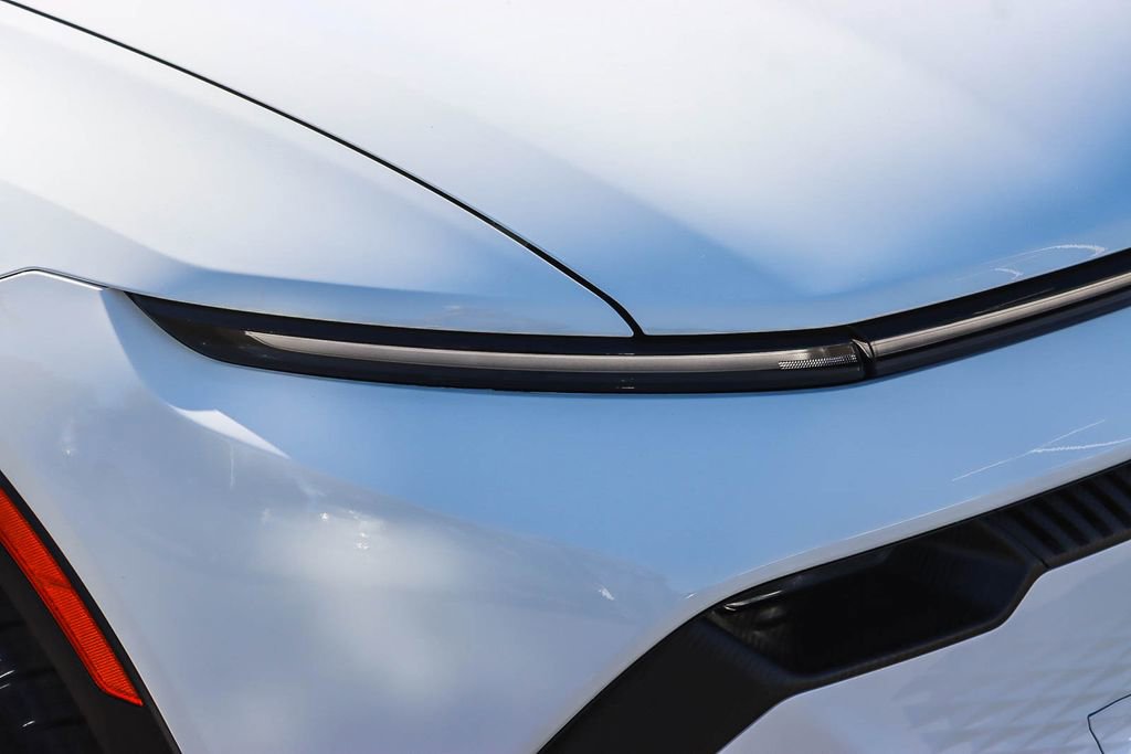 New 2026 Chevrolet Equinox EV LT image 7