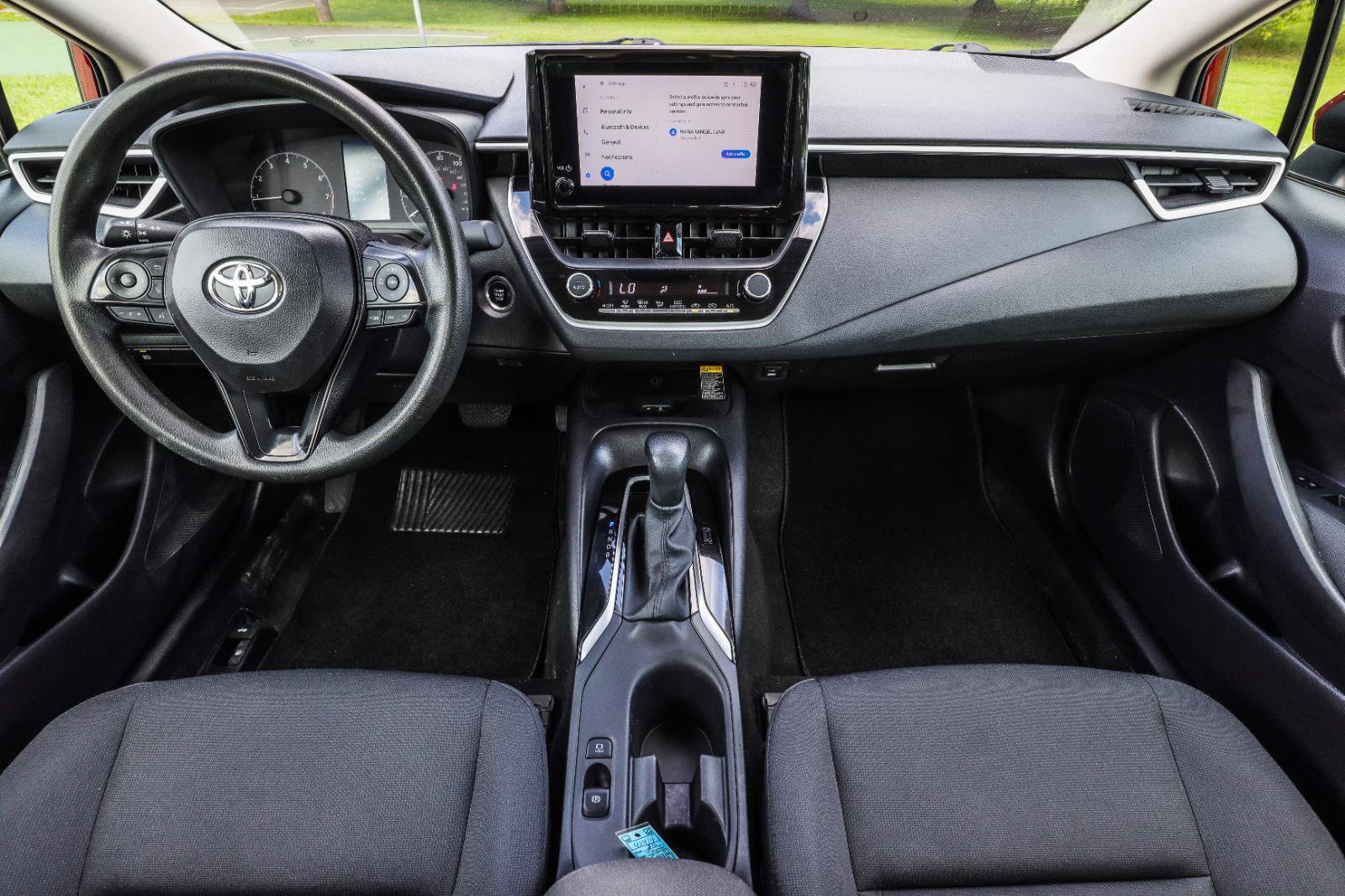 Used 2025 Toyota Corolla LE w/ LE Premium Package FWD image 26