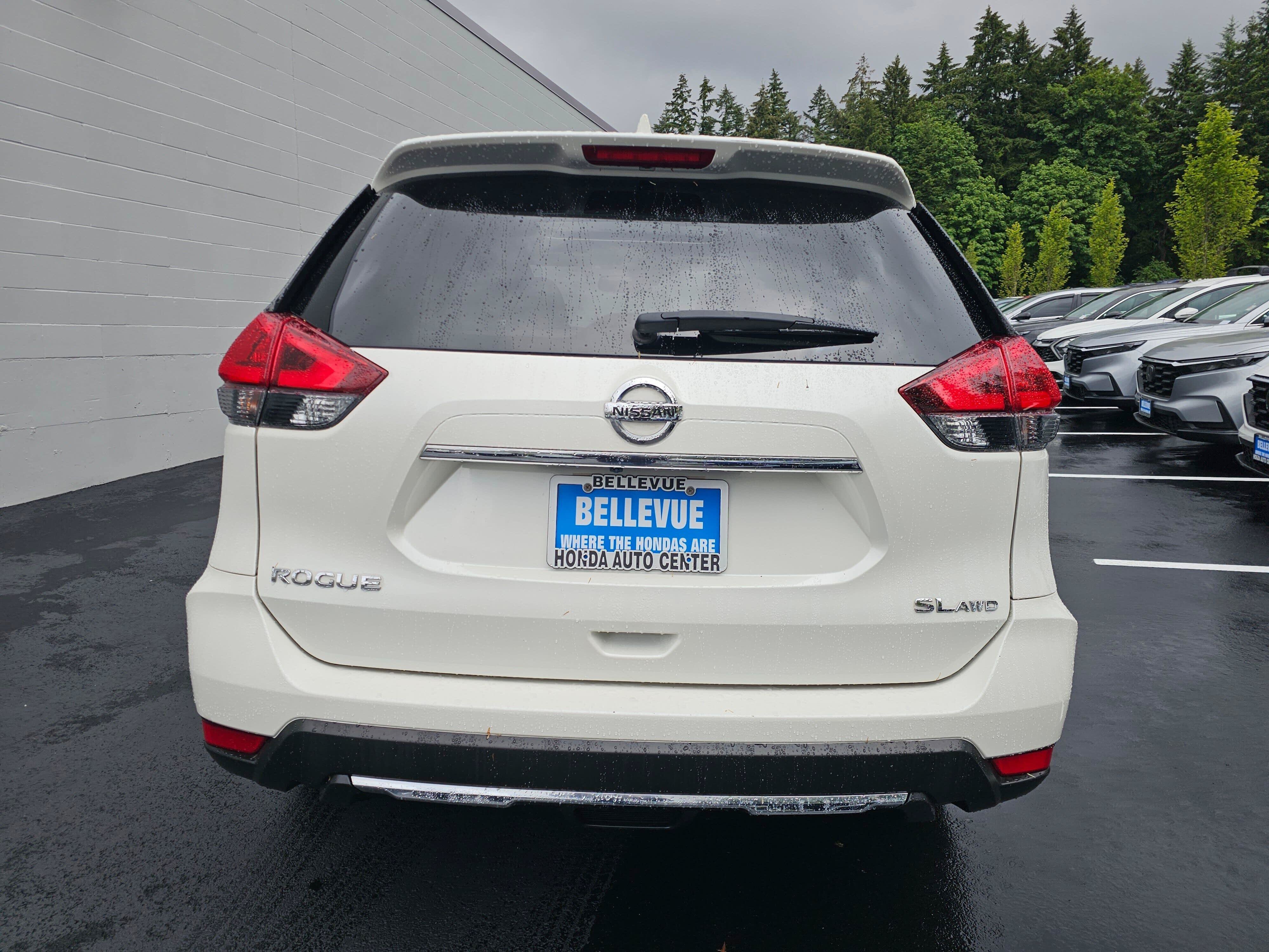 Used 2018 Nissan Rogue SL AWD/4WD image 6