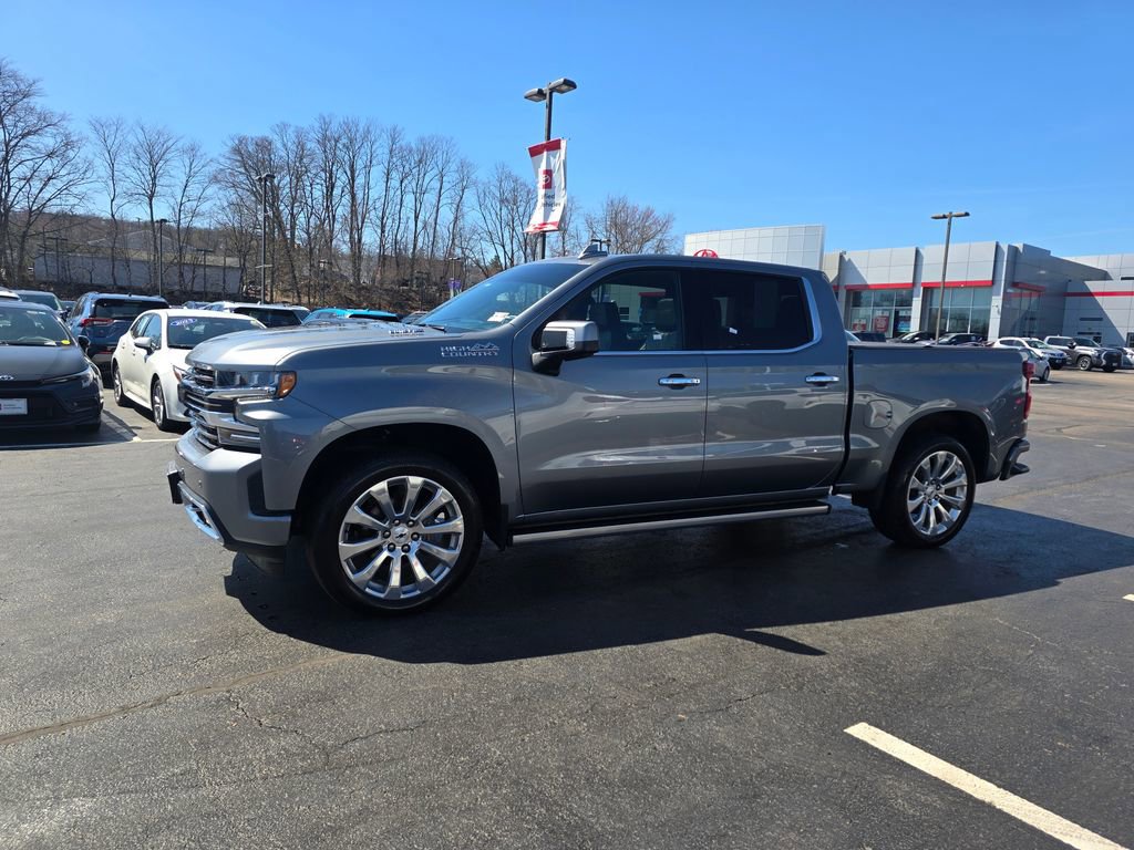 Used 2022 Chevrolet Silverado 1500 High Country w/ Safety Package II image 3