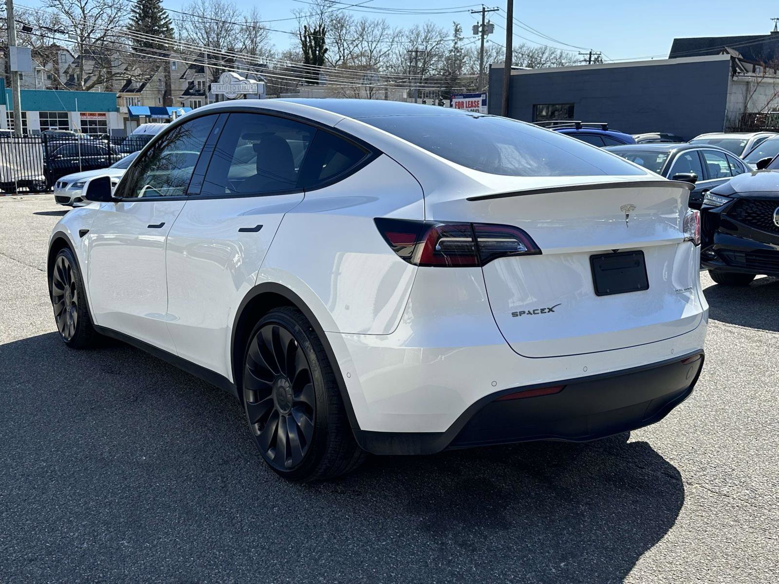 Used 2022 Tesla Model Y Performance AWD/4WD image 5