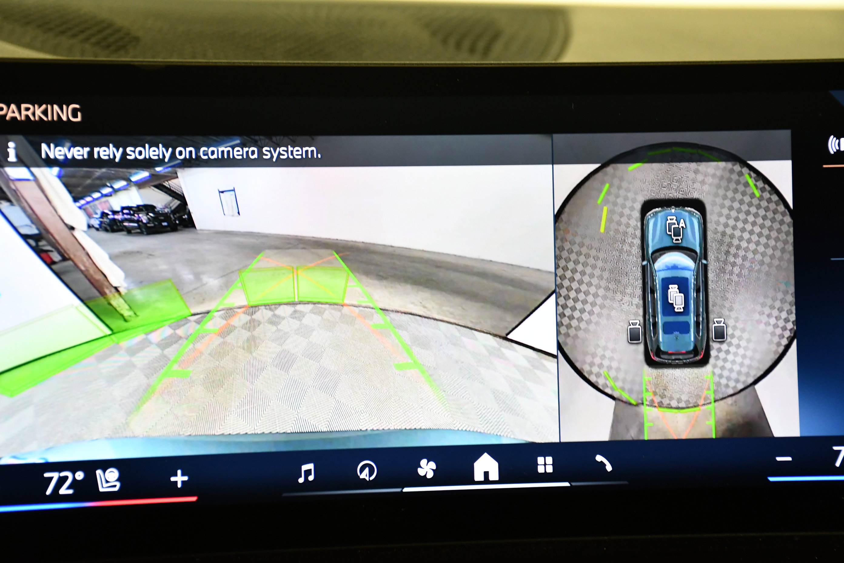 Used 2025 BMW X7 xDrive40i image 27