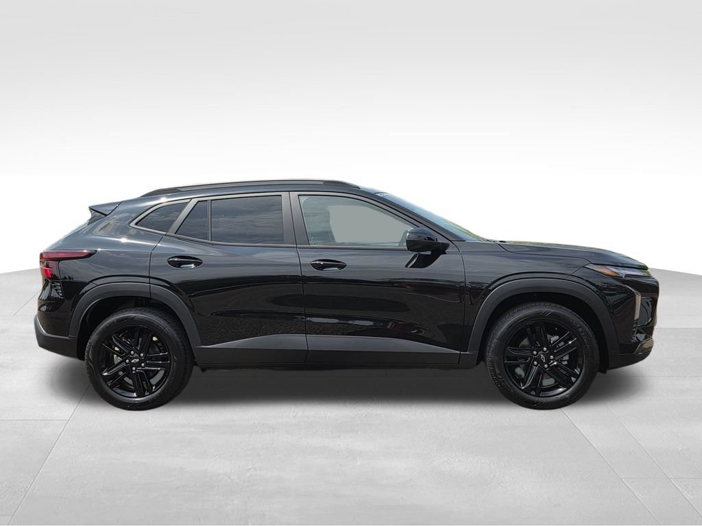 New 2026 Chevrolet Trax ACTIV w/ Sunroof Package FWD image 5