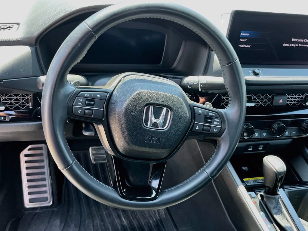 Used 2025 Honda Accord Sport image 10