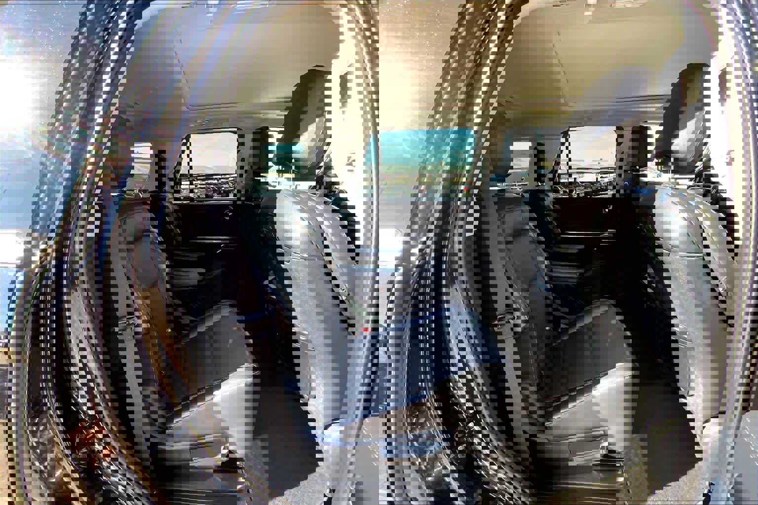 Used 2025 Lincoln Navigator Reserve AWD/4WD image 19