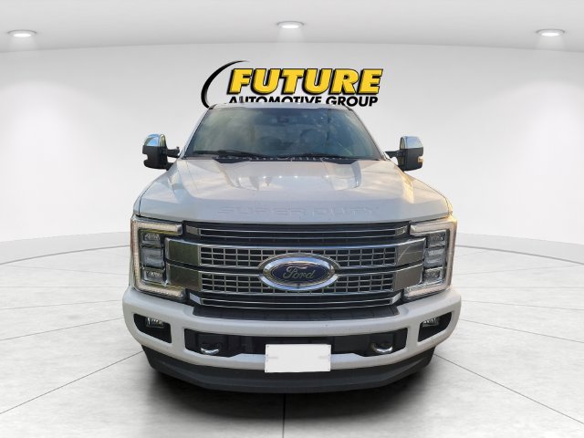 Used 2019 Ford F250 Platinum w/ Platinum Ultimate Package AWD/4WD image 2
