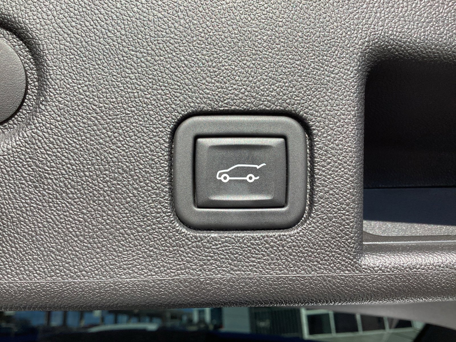 Used 2023 Chevrolet Equinox RS image 17