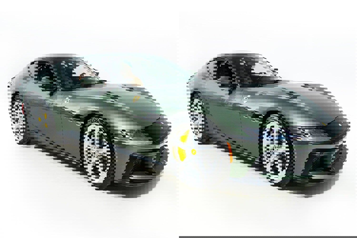 Certified 2025 Ferrari 12Cilindri image 11