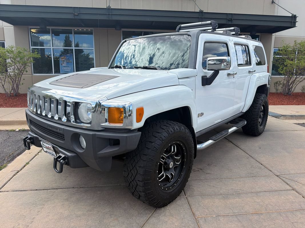 Used 2006 HUMMER H3 w/ Chrome Appearance Package AWD/4WD image 2