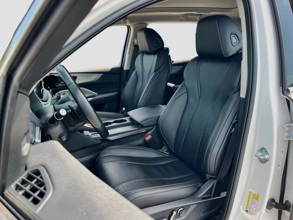 Used 2025 Acura MDX w/ Technology Package FWD image 21