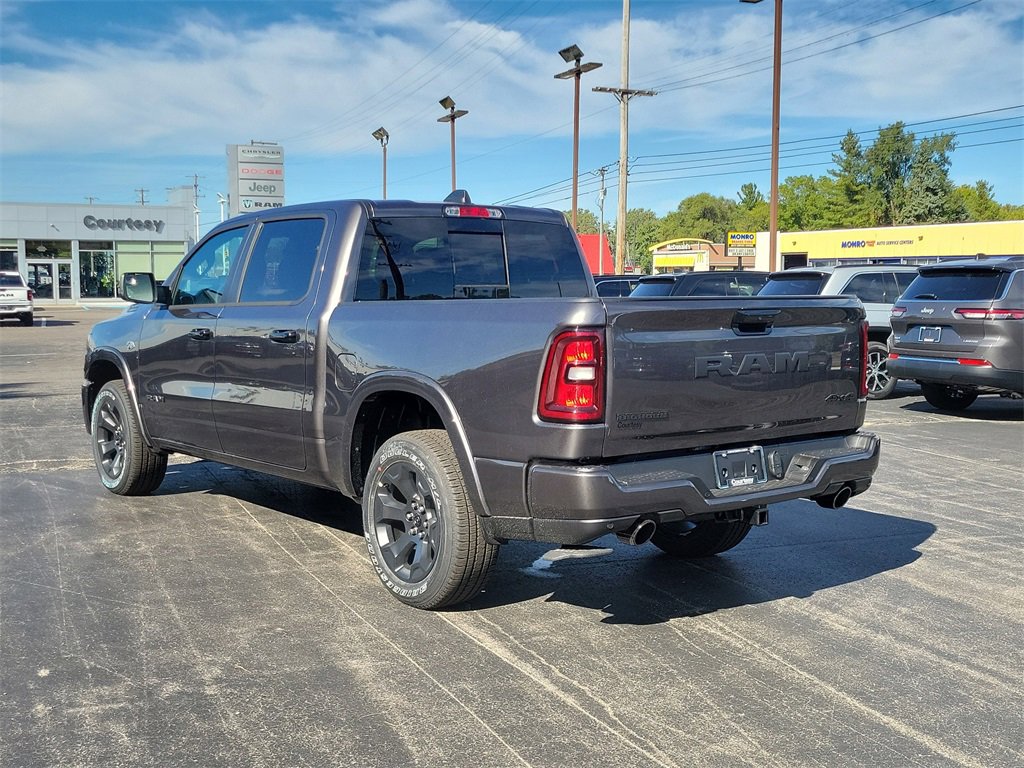 New 2026 RAM 1500 4x4 Crew Cab image 6